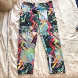 Onzie cropped printed leggings